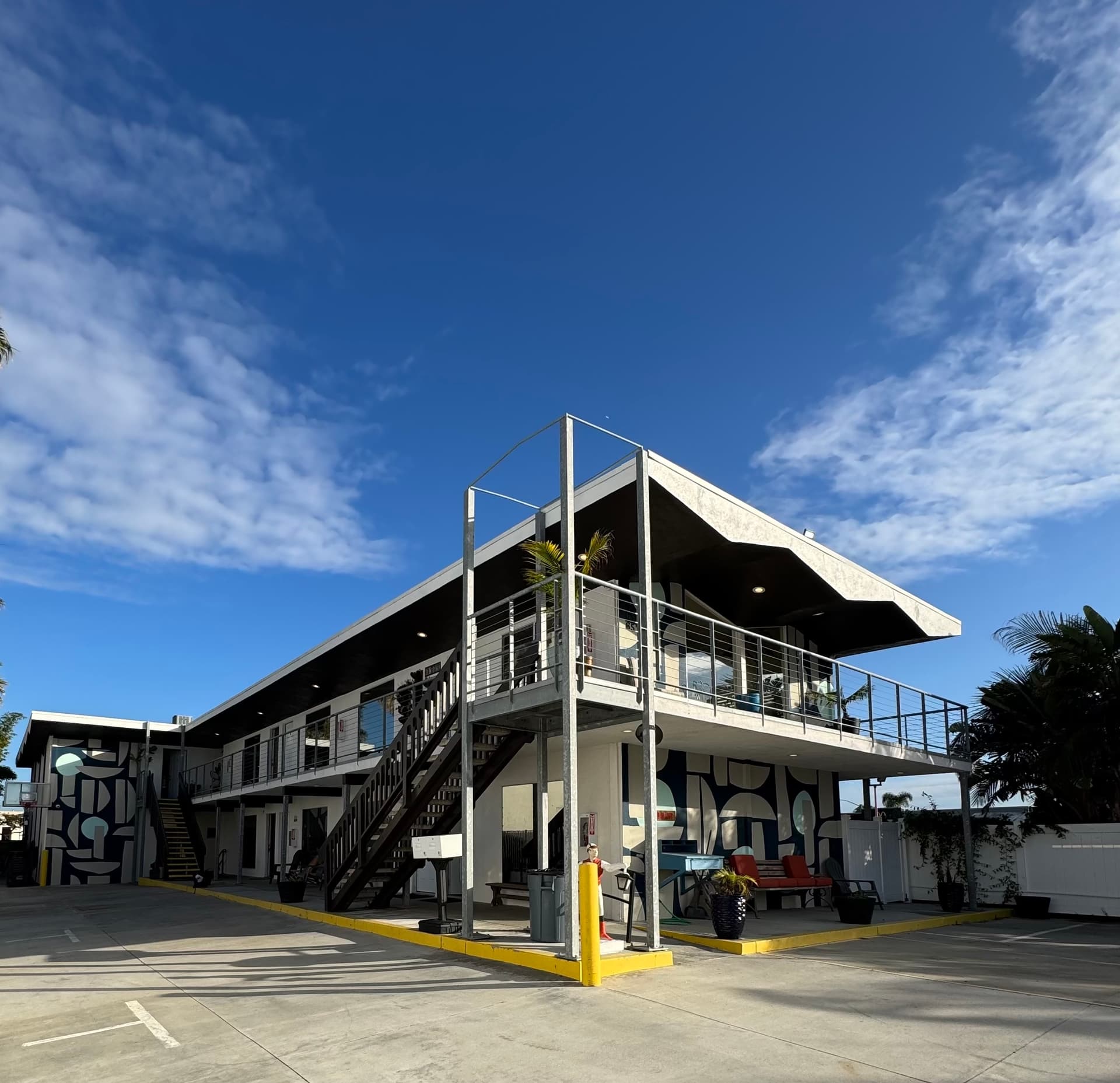 Exterior corner view of the Footprints In The Sand 2 Recovery facility.
